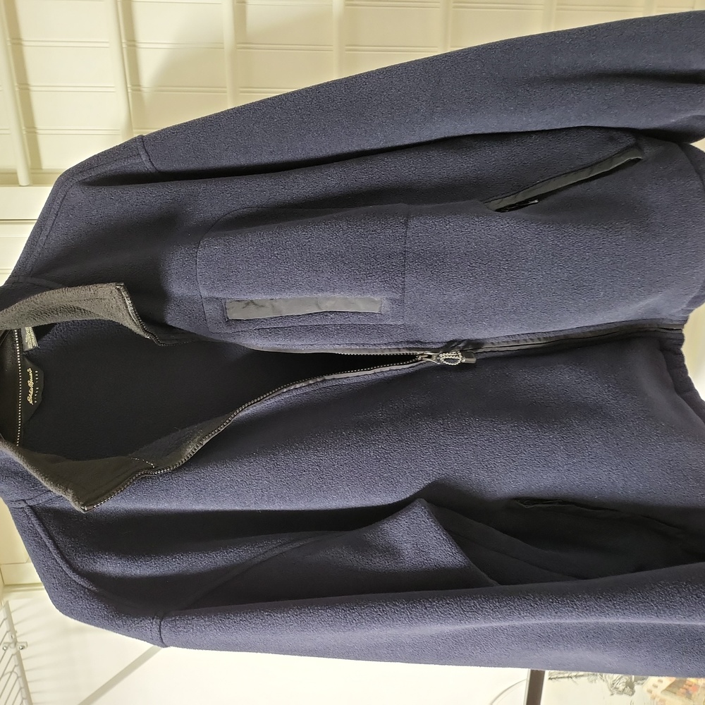 Men's, Eddie Bauer, size large, zippered pockets, fleece jacket, navy blue